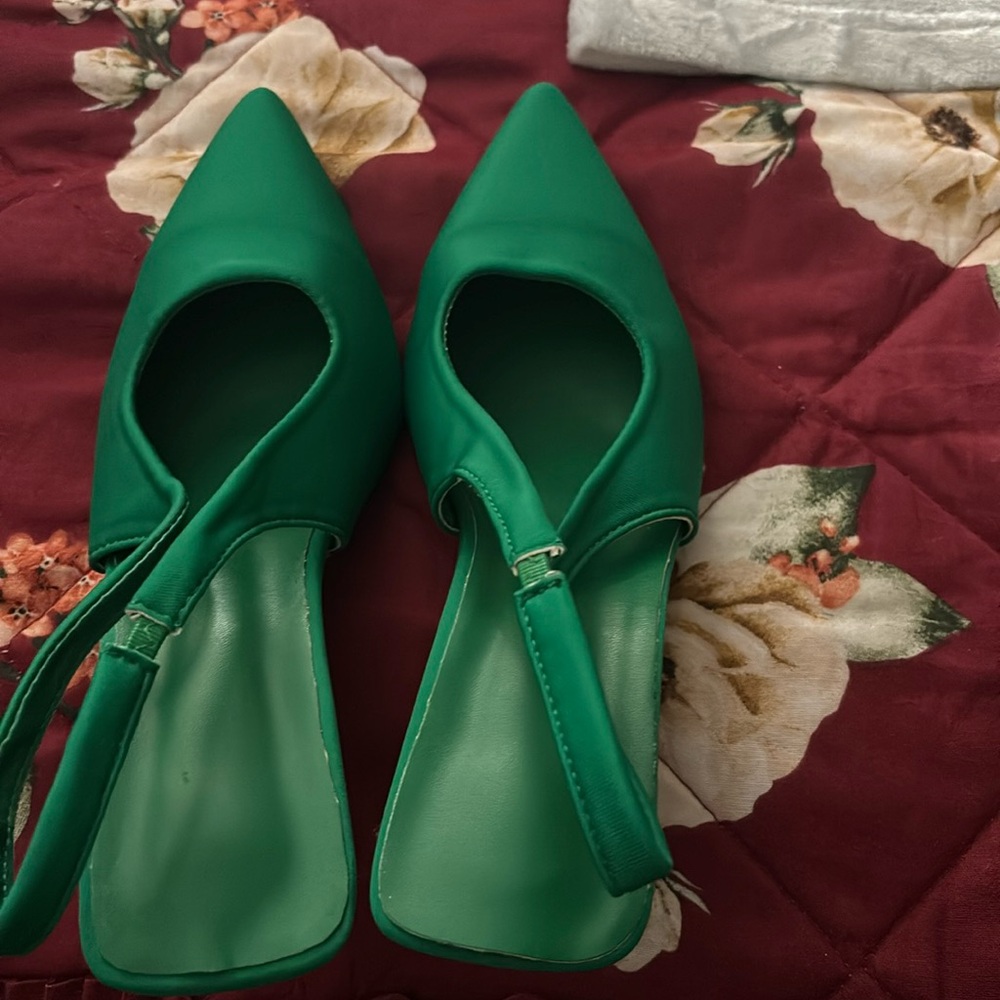 Ladies shoes